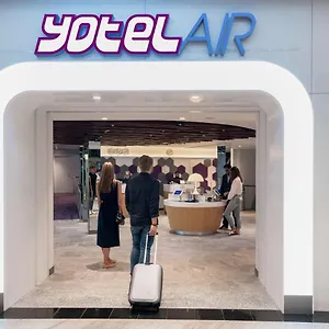 Yotelair Changi Airport Landside 4*, シンガポール シンガポール
