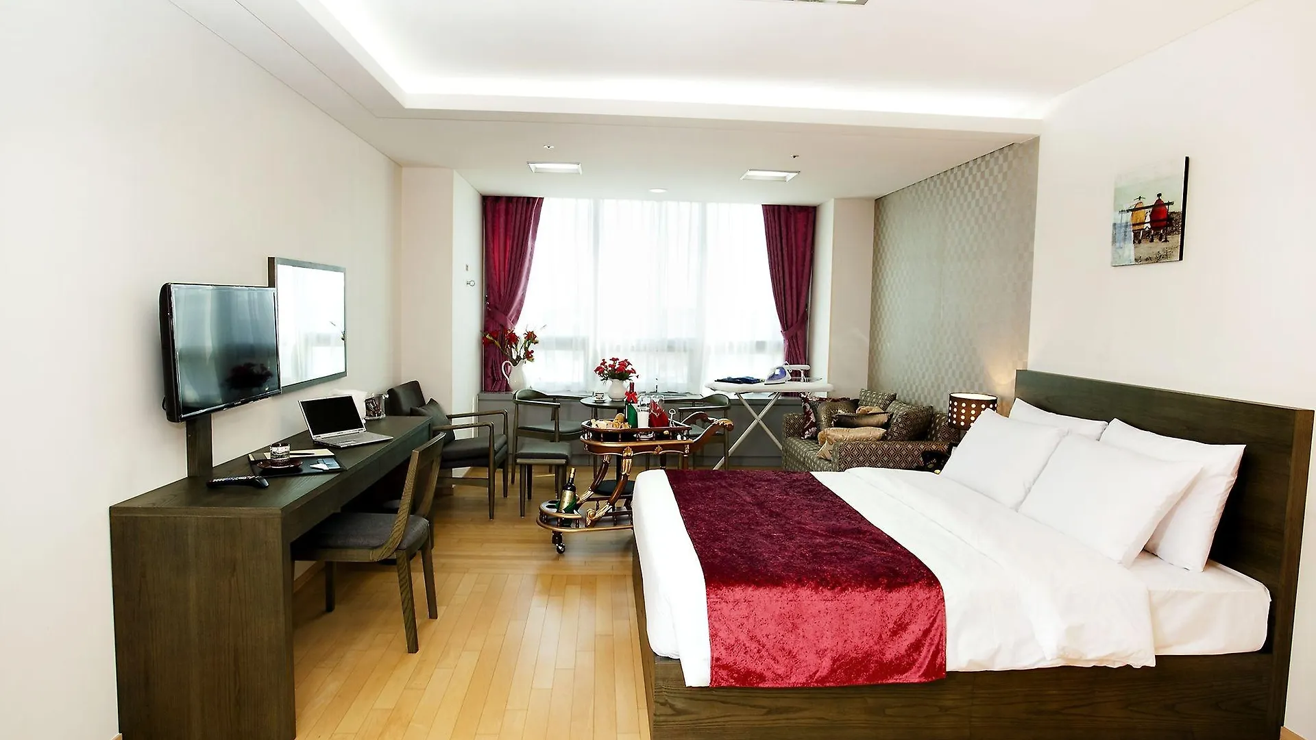 Hotel Hu Incheon Airport 4*,  Korsel