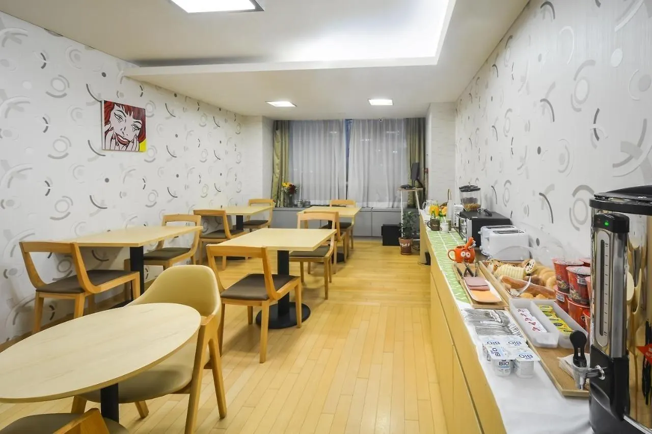 Hotel Hu Incheon Airport 4*,