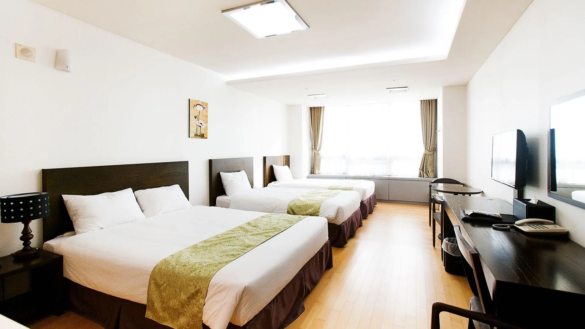 Hotel Hu Incheon Airport 4*,  South Korea